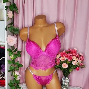 Victoria's secret bombshell bra top and panty set